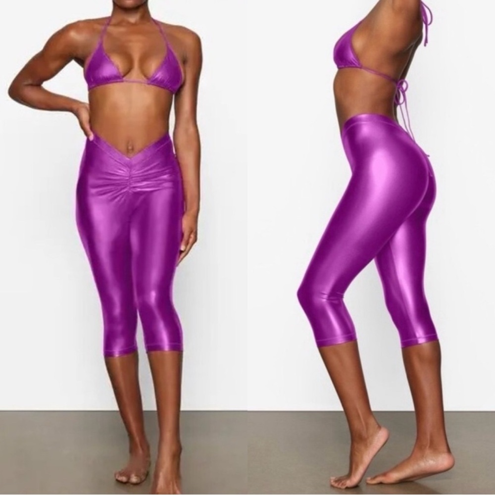 NWT SKIMS V Metallic Dragon Fruit High Rise Swim Leggings